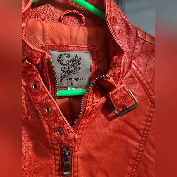 Jacket - Picture 4 of 5